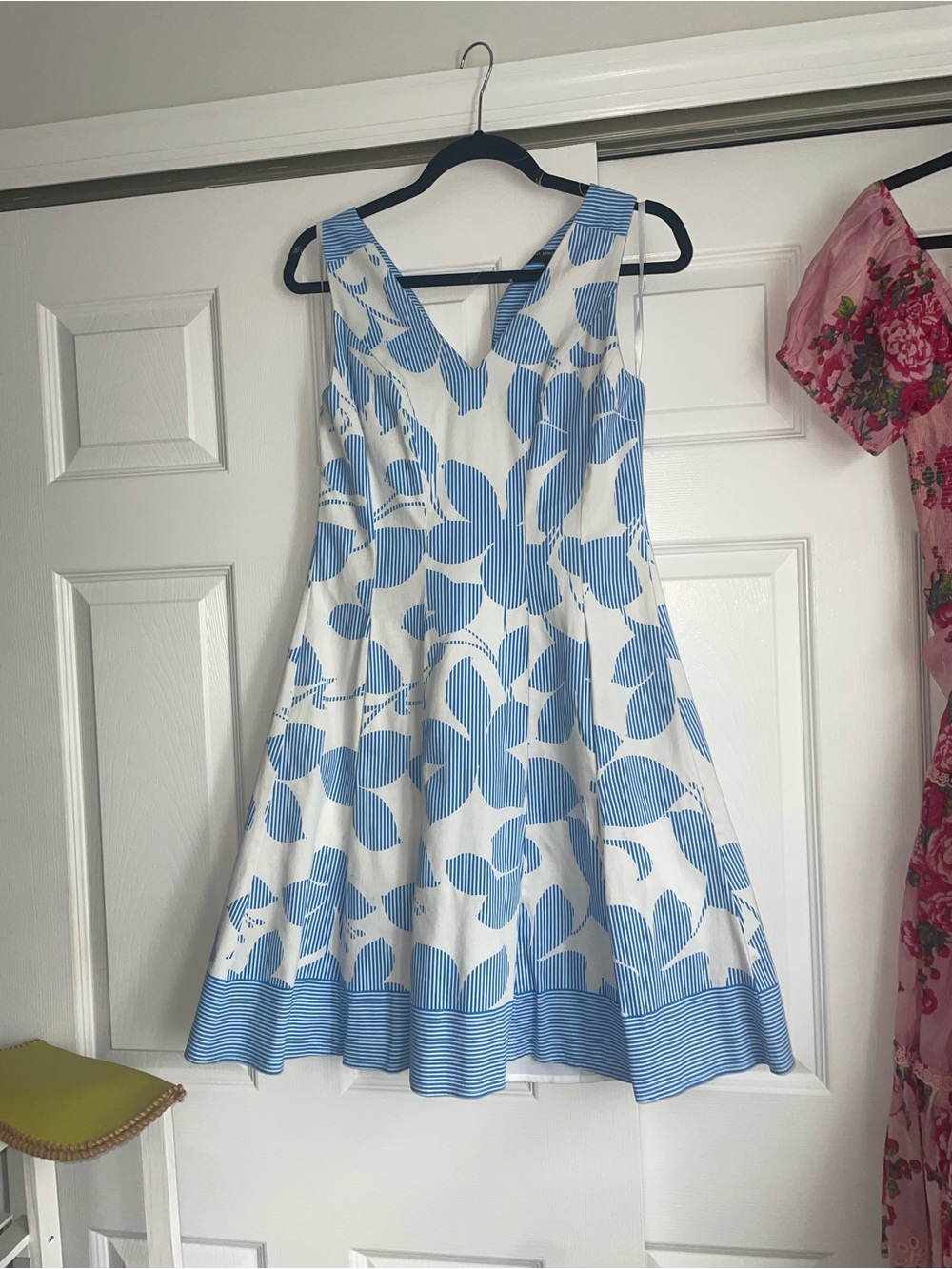 Maggy London White & Light Blue Floral Fit-and-Flare Midi Dress